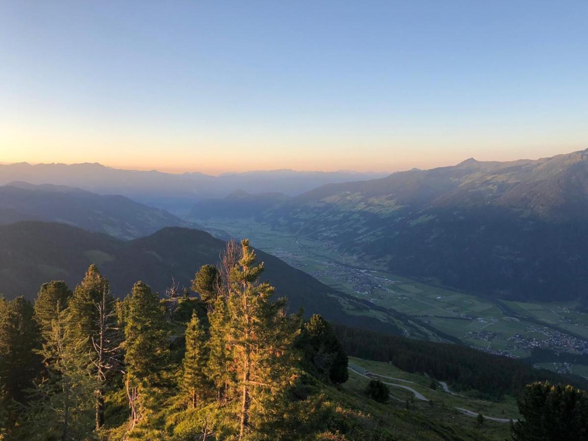 Appartamento Haus Sonnenschein Hart im Zillertal Esterno foto